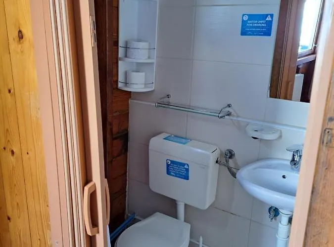 보트호텔 Boat & Breakfast *