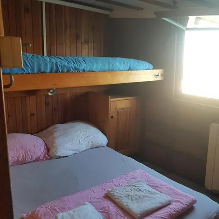 Boat & Breakfast Ουμάγκ